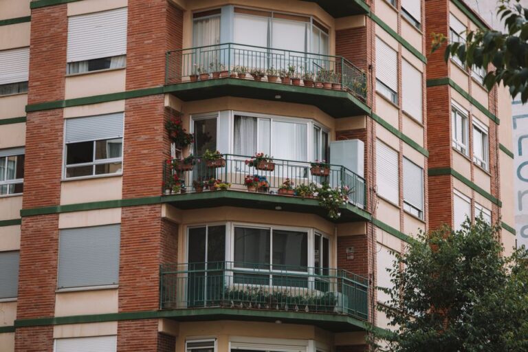 Cuánto Cuesta una Residencia de Mayores en la Comunidad Valenciana: Precios Reales 2026